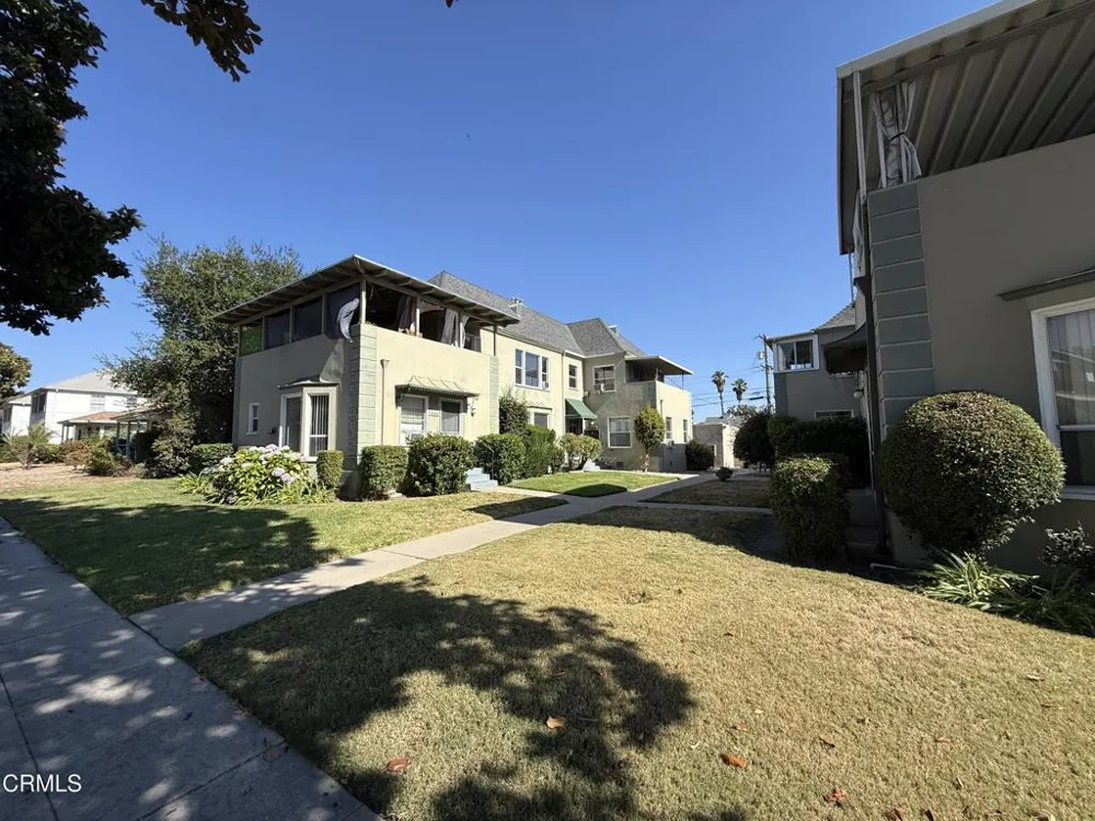 1424 E Wilson Avenue #A Glendale, CA 91206