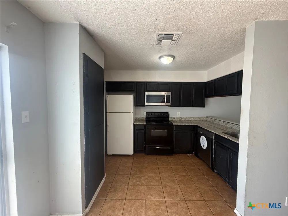 102 Cockerham Street #B Kyle, TX 78640