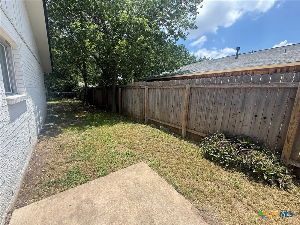 102 Cockerham Street #B Kyle, TX 78640