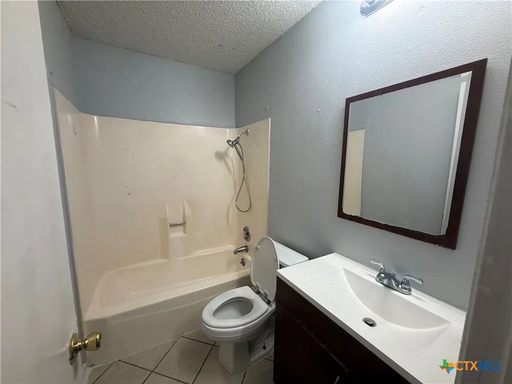 102 Cockerham Street #B Kyle, TX 78640
