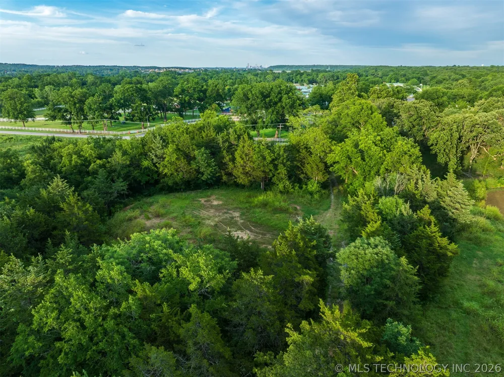 2710 S 137th WestAvenue Sand Springs, OK 74063