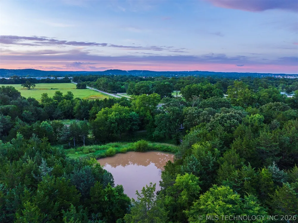 2710 S 137th WestAvenue Sand Springs, OK 74063