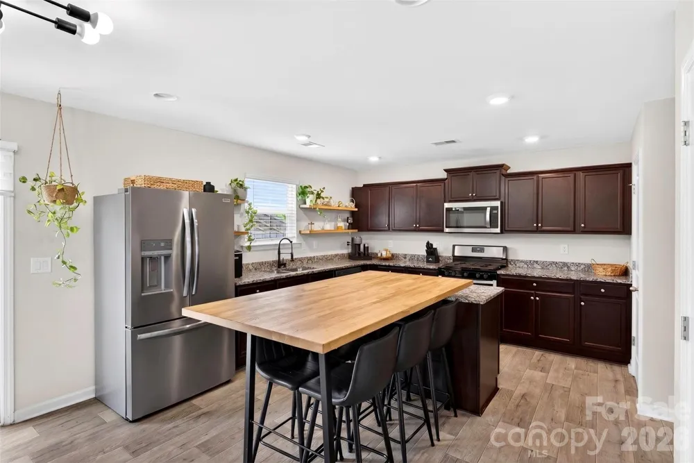 1221 Canter Place Roebuck, SC 29376