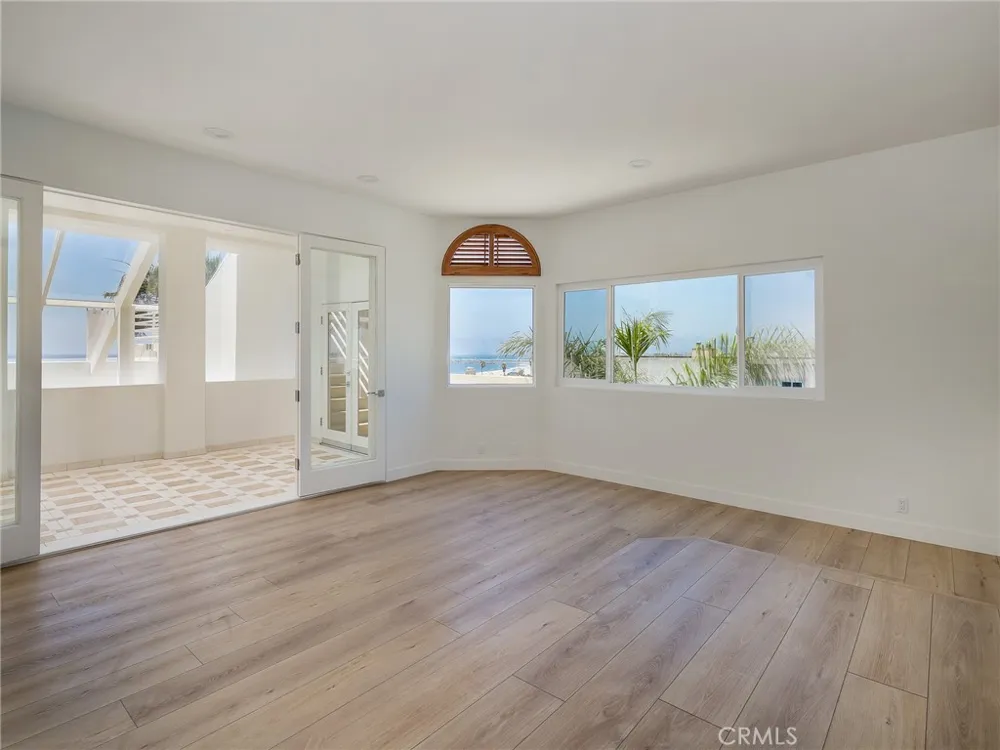 7331 Vista Del Mar Lane Playa del Rey, CA 90293