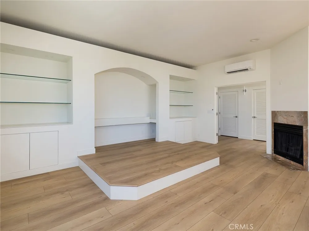 7331 Vista Del Mar Lane Playa del Rey, CA 90293
