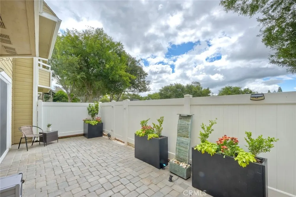 22196 Caminito Zaragoza Laguna Hills, CA 92653