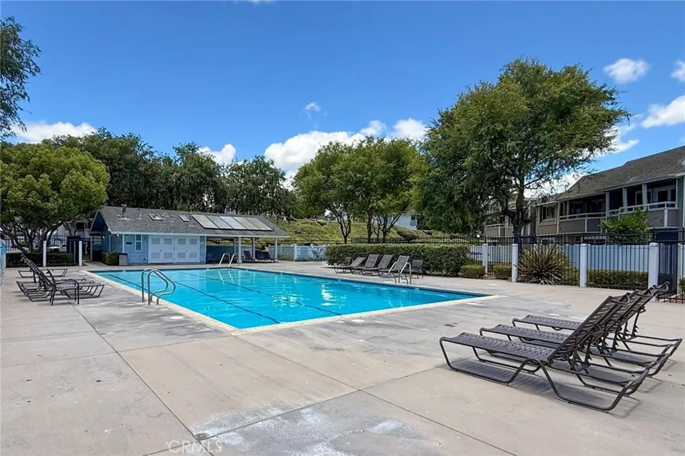 22196 Caminito Zaragoza Laguna Hills, CA 92653