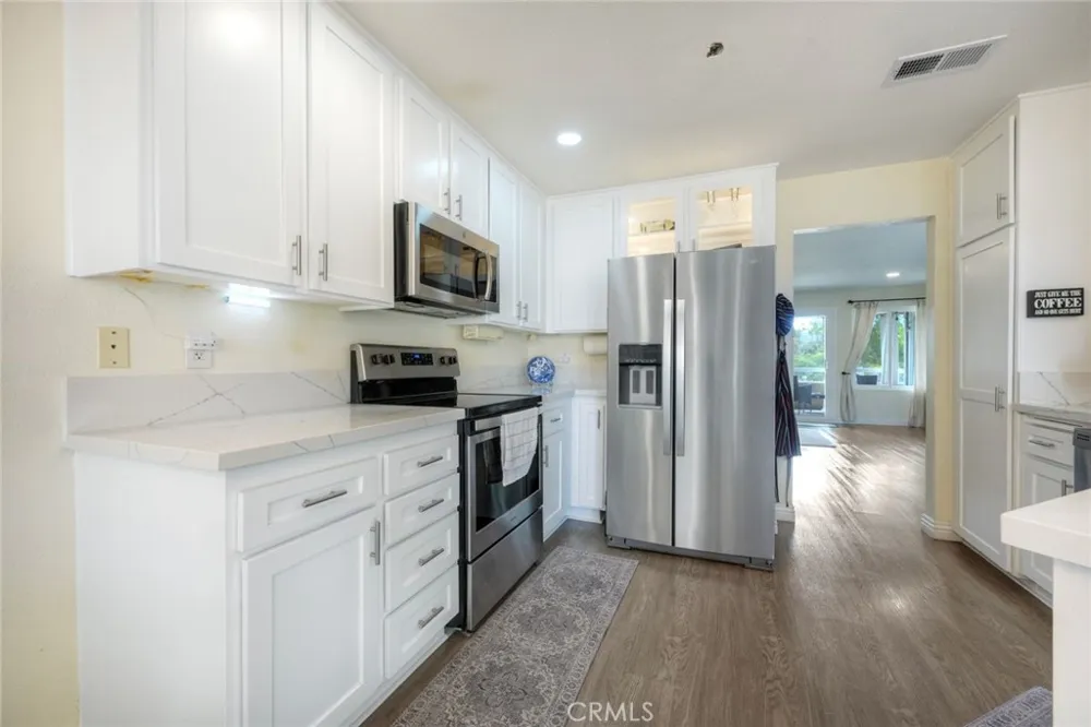 22196 Caminito Zaragoza Laguna Hills, CA 92653