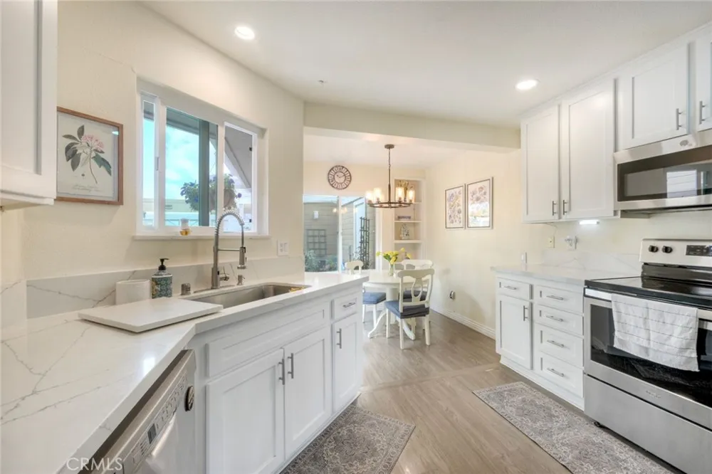 22196 Caminito Zaragoza Laguna Hills, CA 92653