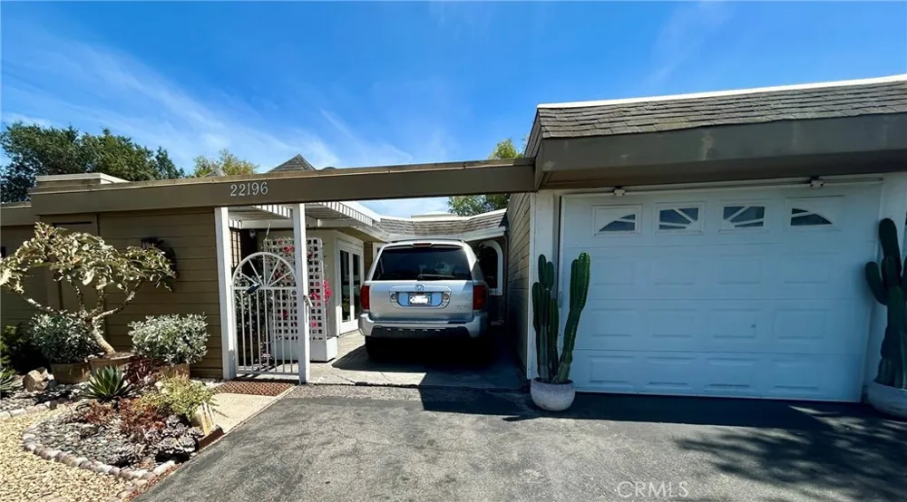 22196 Caminito Zaragoza Laguna Hills, CA 92653