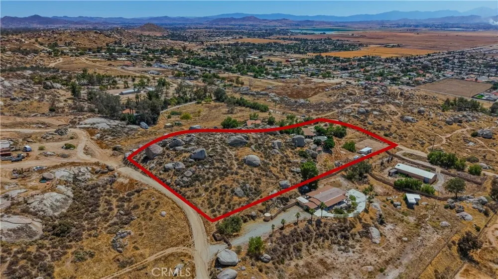 22740 Ramona Nuevo, CA 92567