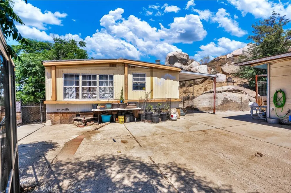 22740 Ramona Nuevo, CA 92567