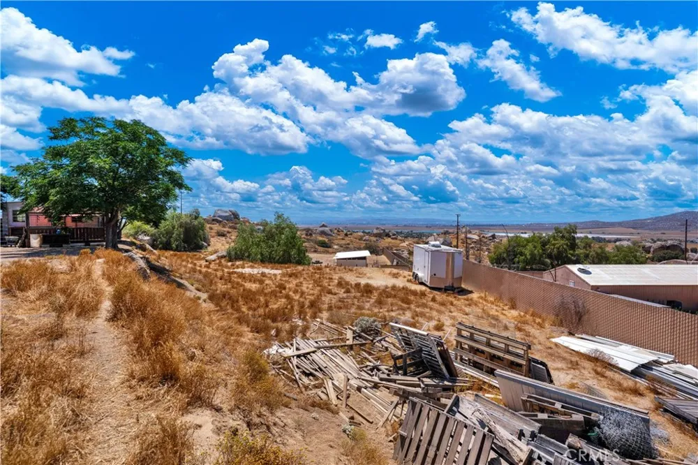 22740 Ramona Nuevo, CA 92567