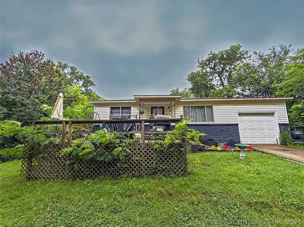 1306 Stickross Mountain Road Tahlequah, OK 74464
