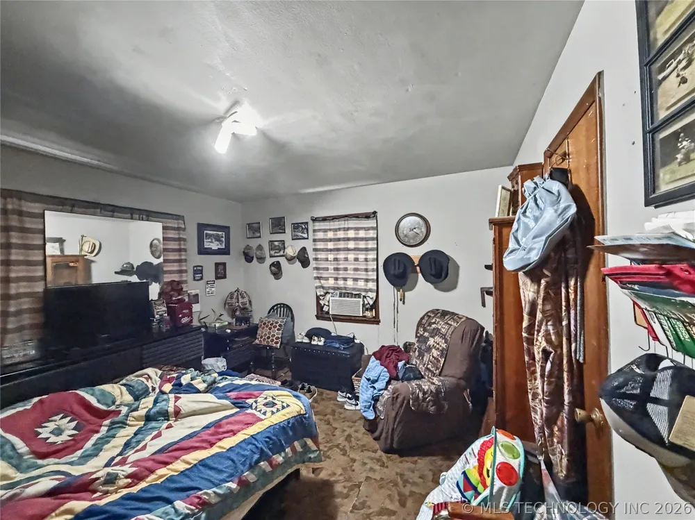 1306 Stickross Mountain Road Tahlequah, OK 74464