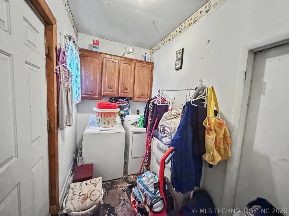 1306 Stickross Mountain Road Tahlequah, OK 74464