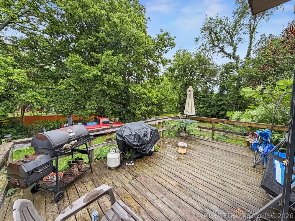 1306 Stickross Mountain Road Tahlequah, OK 74464