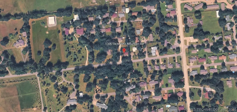 1306 Stickross Mountain Road Tahlequah, OK 74464