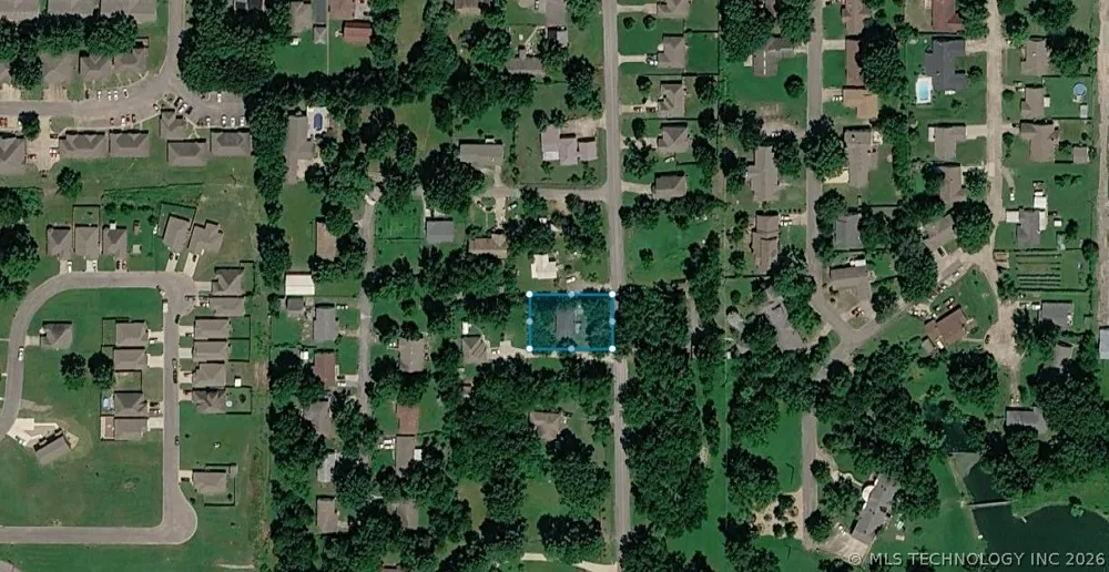 1306 Stickross Mountain Road Tahlequah, OK 74464