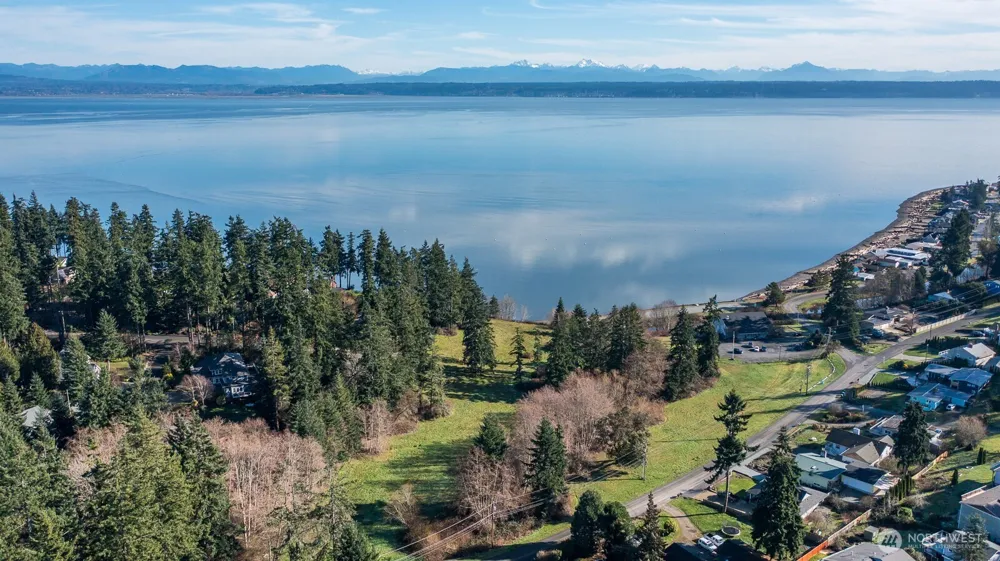 1205 Orcas Drive Camano Island, WA 98282