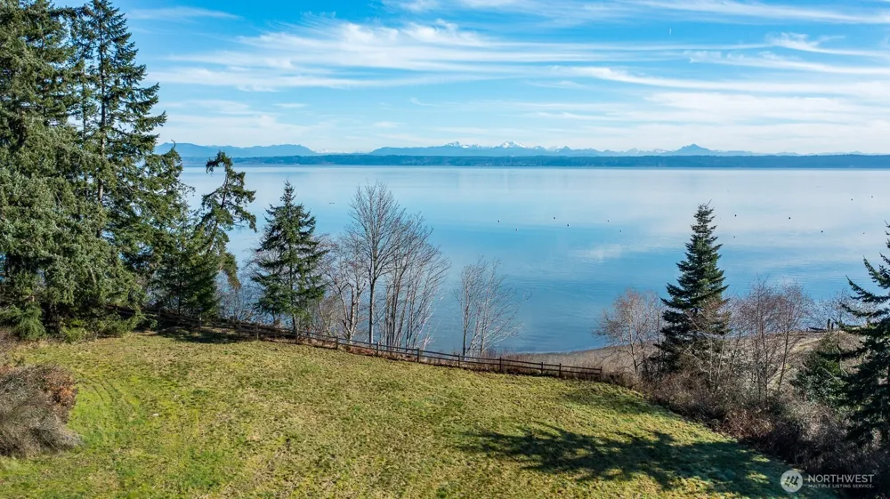 1205 Orcas Drive Camano Island, WA 98282