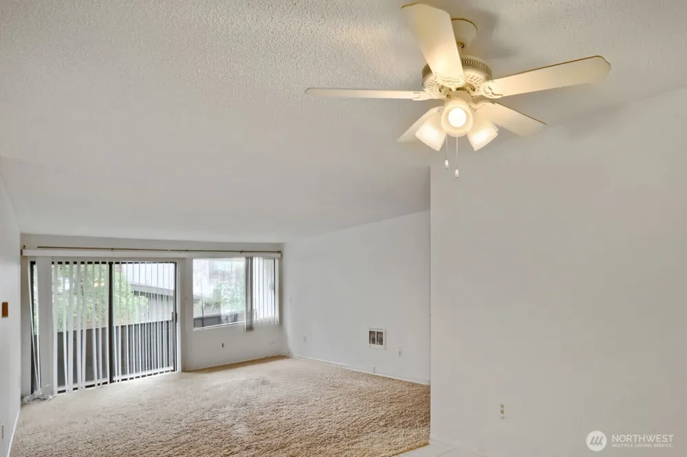 6110 24th Avenue NW #203 Seattle, WA 98107