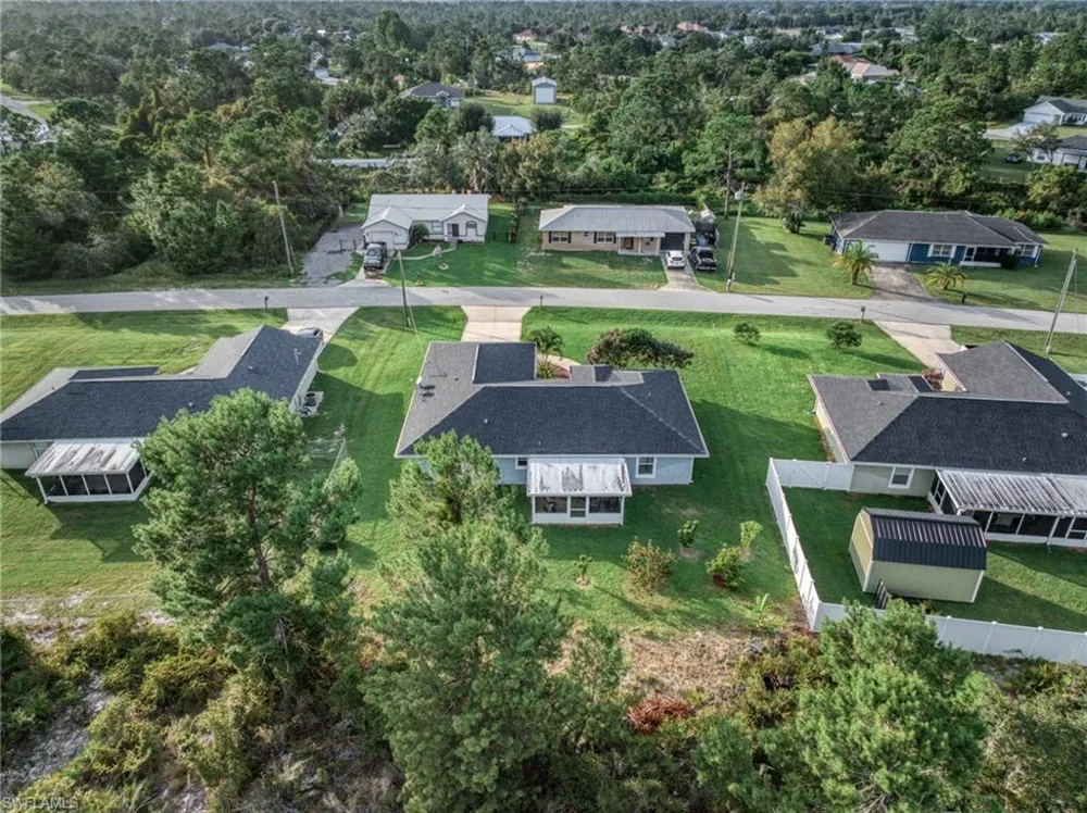 112 Bimini Street NE Lake Placid, FL 33852