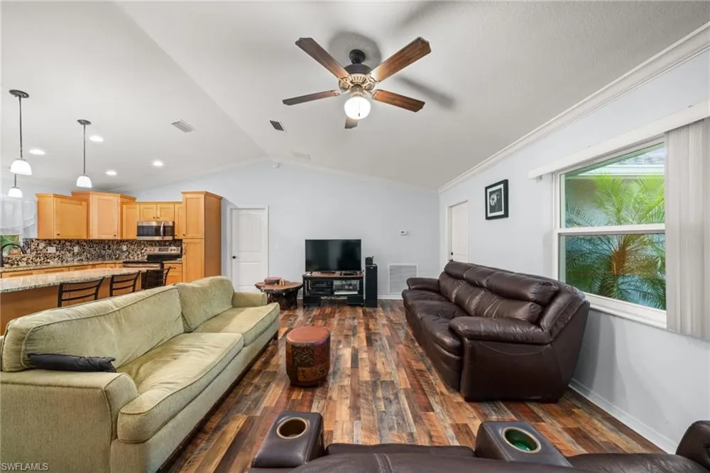 112 Bimini Street NE Lake Placid, FL 33852