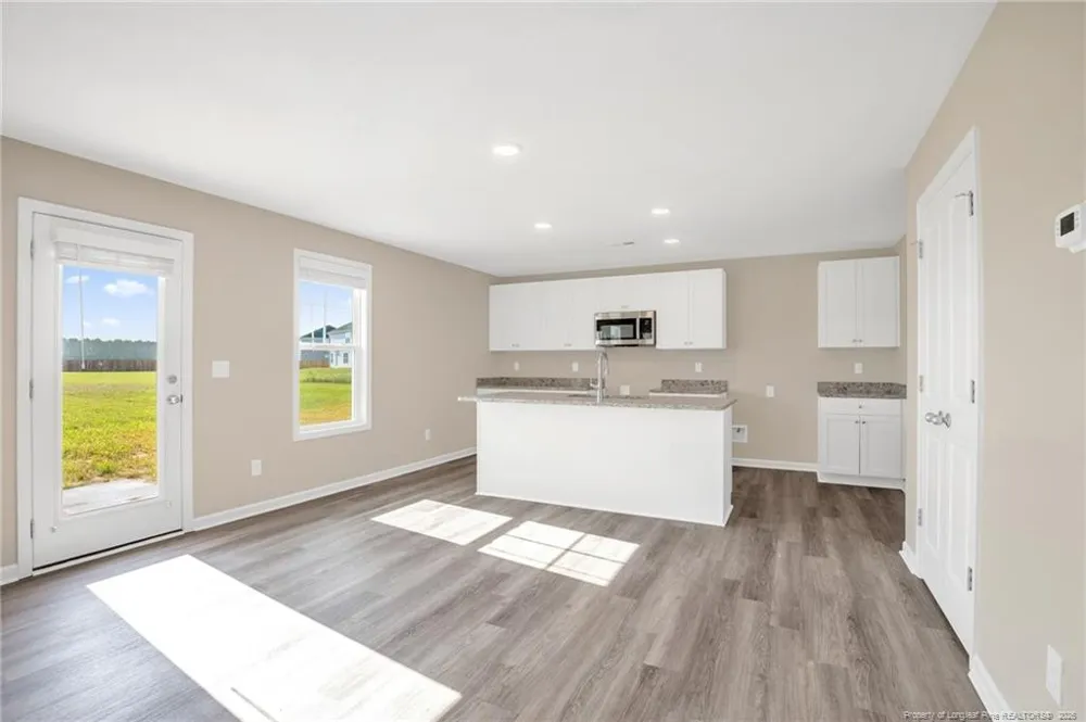 38 Coachman Lane Autryville, NC 28318
