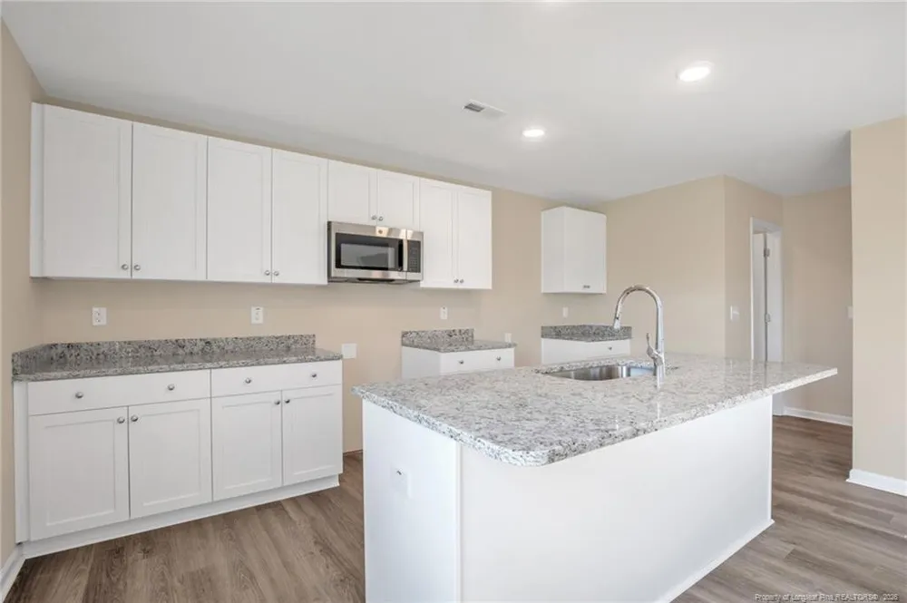 38 Coachman Lane Autryville, NC 28318