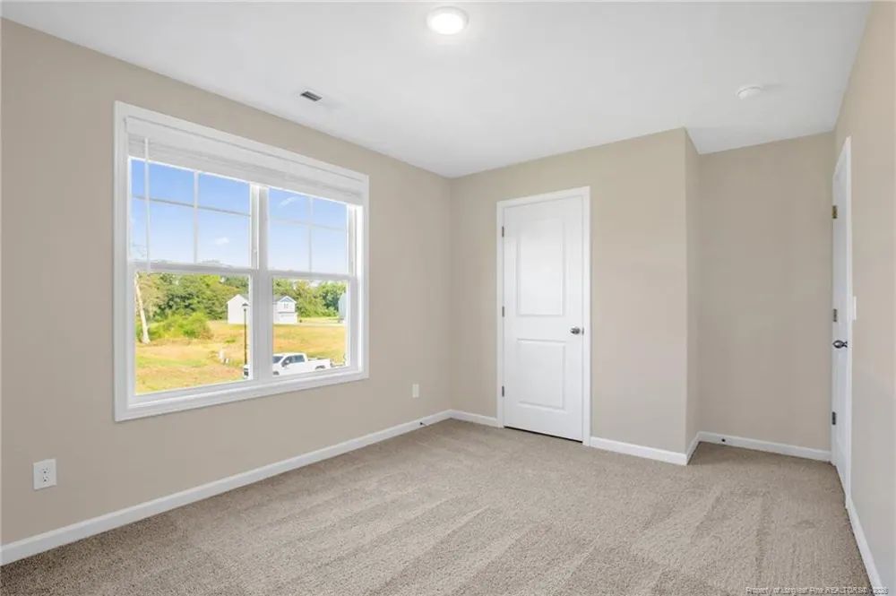 38 Coachman Lane Autryville, NC 28318