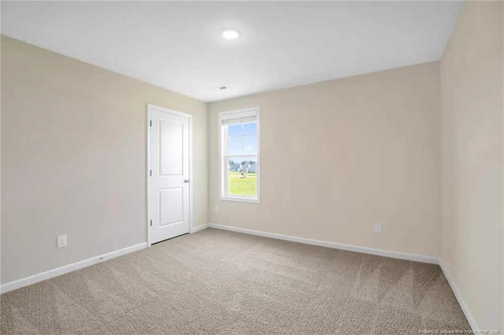 38 Coachman Lane Autryville, NC 28318