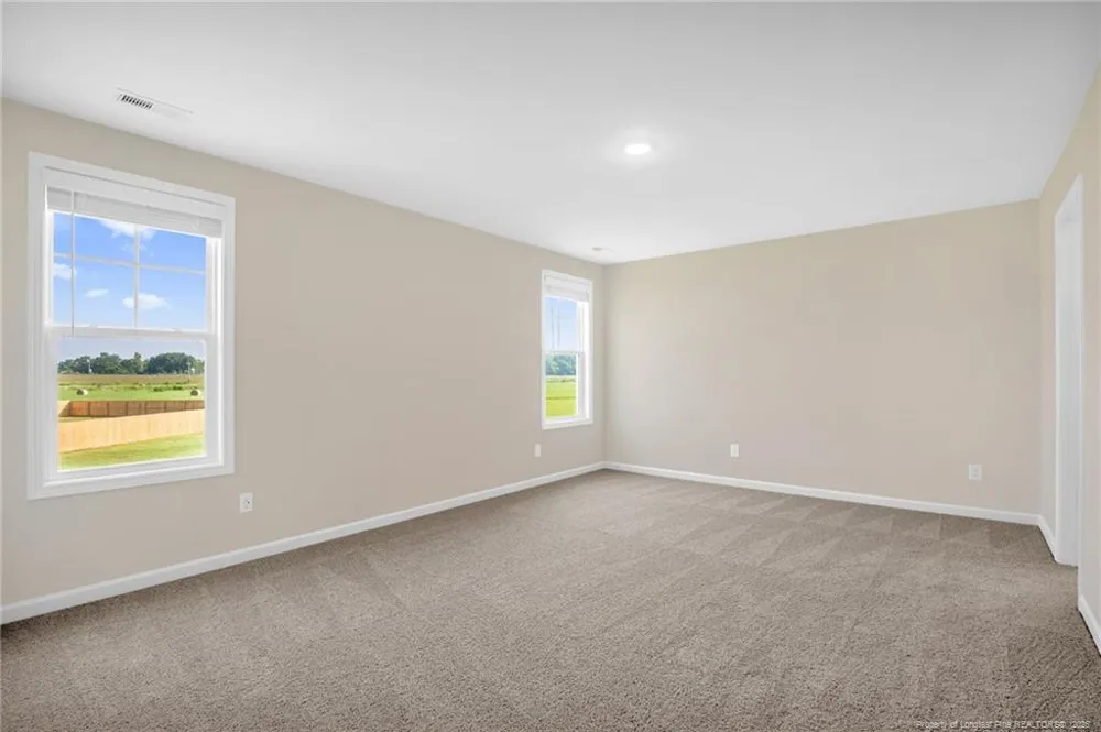 38 Coachman Lane Autryville, NC 28318