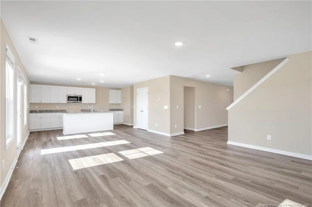 38 Coachman Lane Autryville, NC 28318