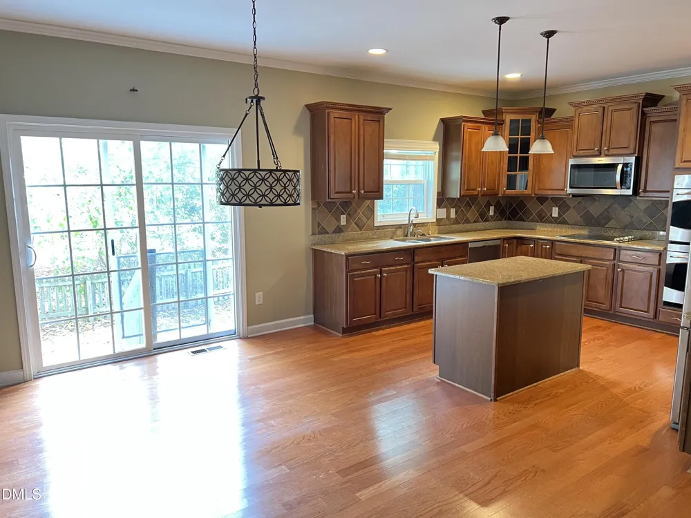936 Bentbury Way Cary, NC 27518