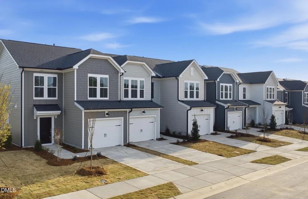 2822 Rodeo Court Willow Springs, NC 27592