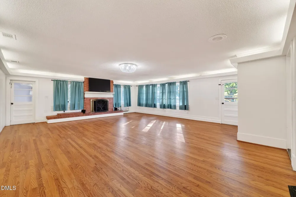 207 W 3rd Street Princeton, NC 27569