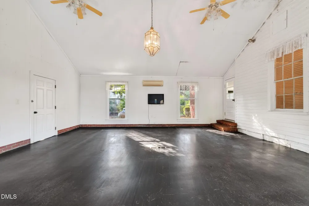 207 W 3rd Street Princeton, NC 27569