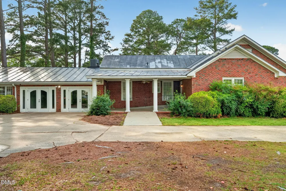 207 W 3rd Street Princeton, NC 27569