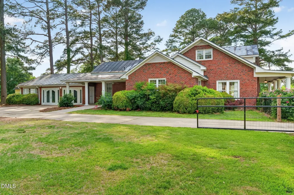 207 W 3rd Street Princeton, NC 27569