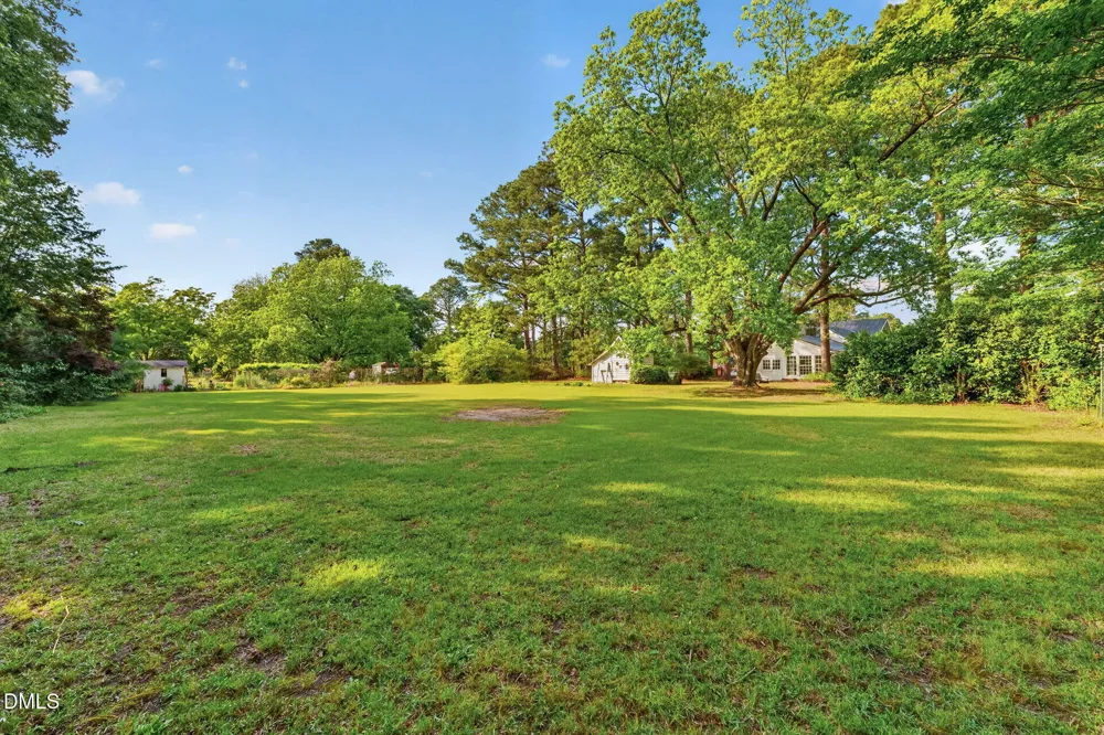 207 W 3rd Street Princeton, NC 27569