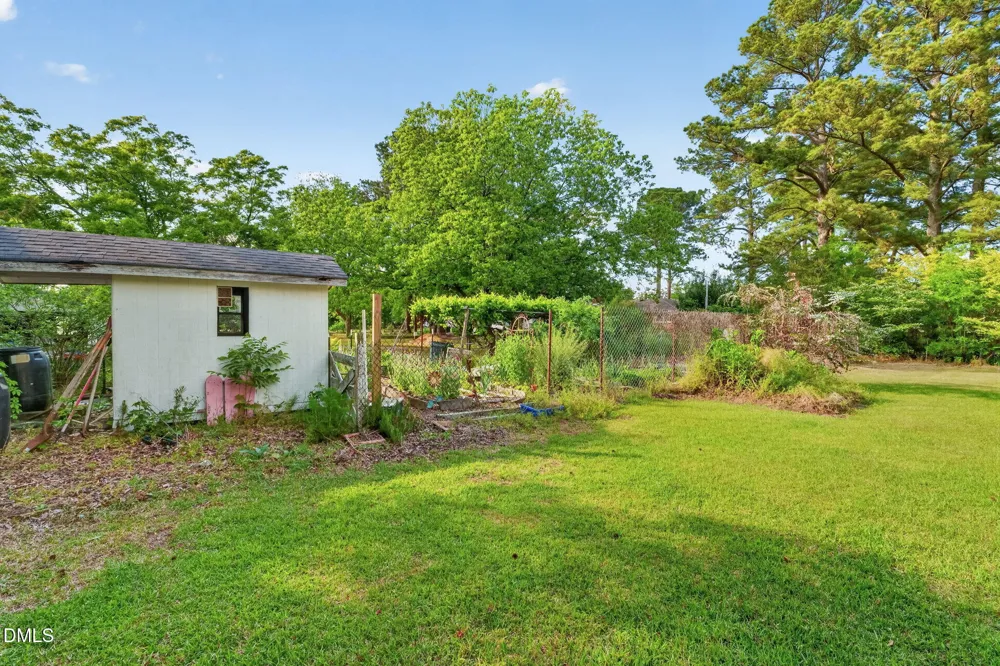 207 W 3rd Street Princeton, NC 27569