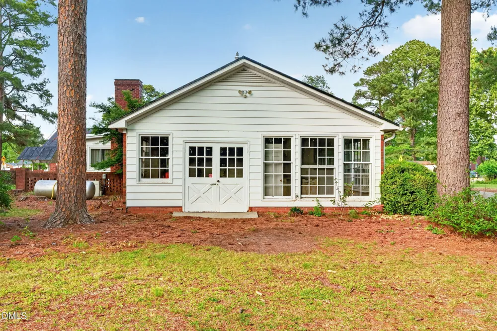 207 W 3rd Street Princeton, NC 27569