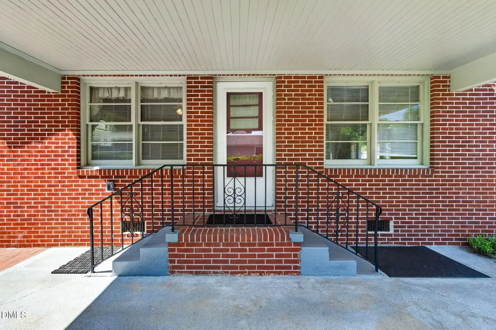403 S Pearl Street Princeton, NC 27569