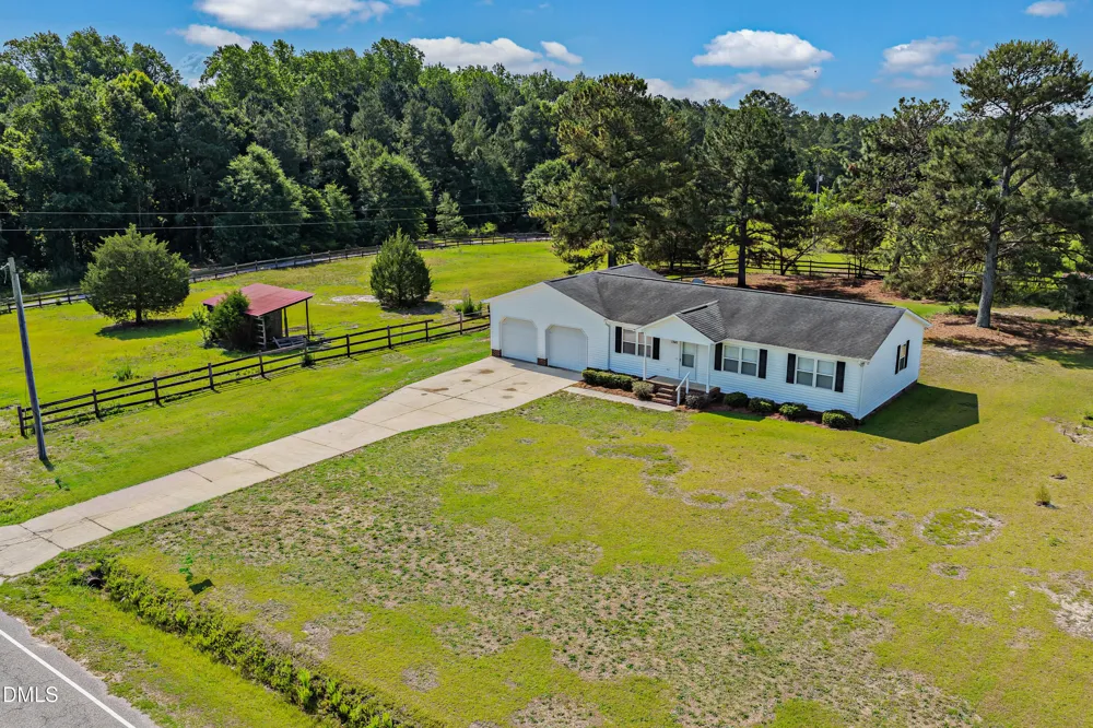 1341 Lemuel Black Road Bunnlevel, NC 28323