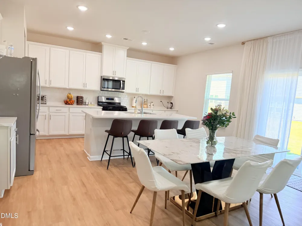 1100 Landen Creek Lane Zebulon, NC 27597