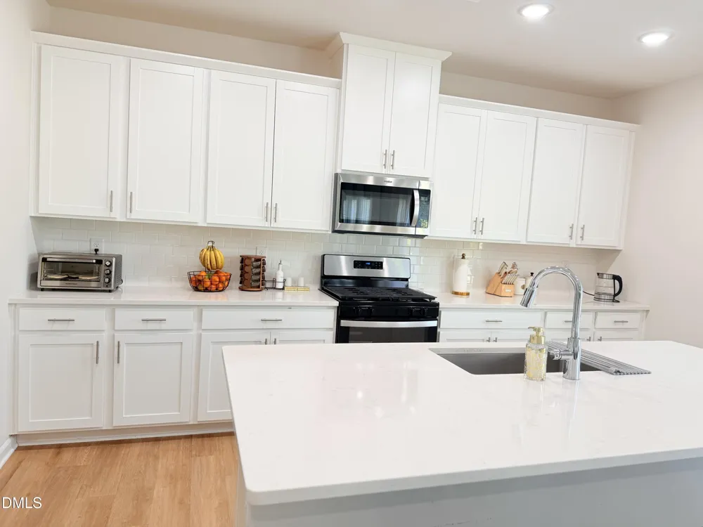 1100 Landen Creek Lane Zebulon, NC 27597
