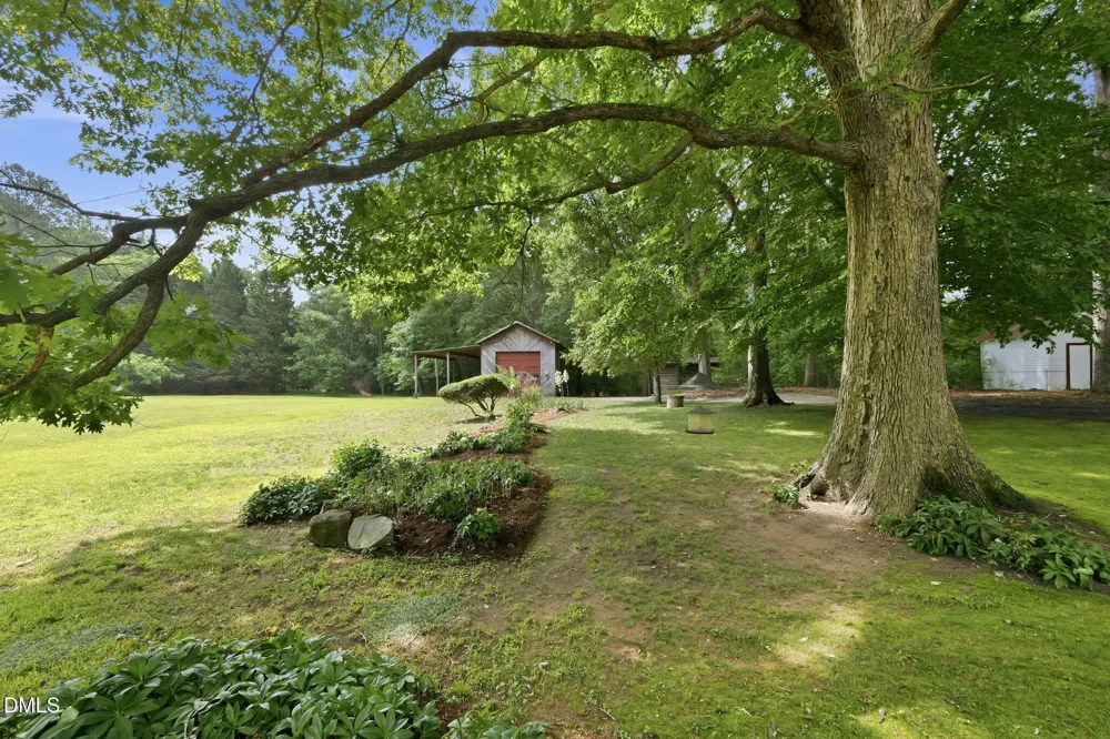 2102 Bahama Road Bahama, NC 27503