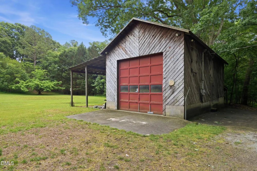 2102 Bahama Road Bahama, NC 27503