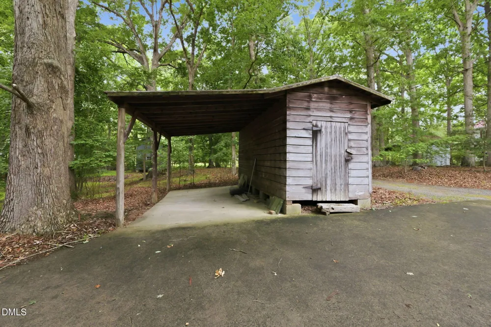 2102 Bahama Road Bahama, NC 27503
